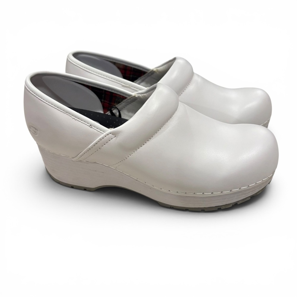 Skechers Work Candaba White Slip Resistant Clogs Women's Size 9.5  Shoes Comfort